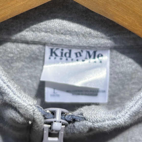 Youth Large Tunic Sweatshirt with holographic floral design - like NEW! - Picture 7 of 10